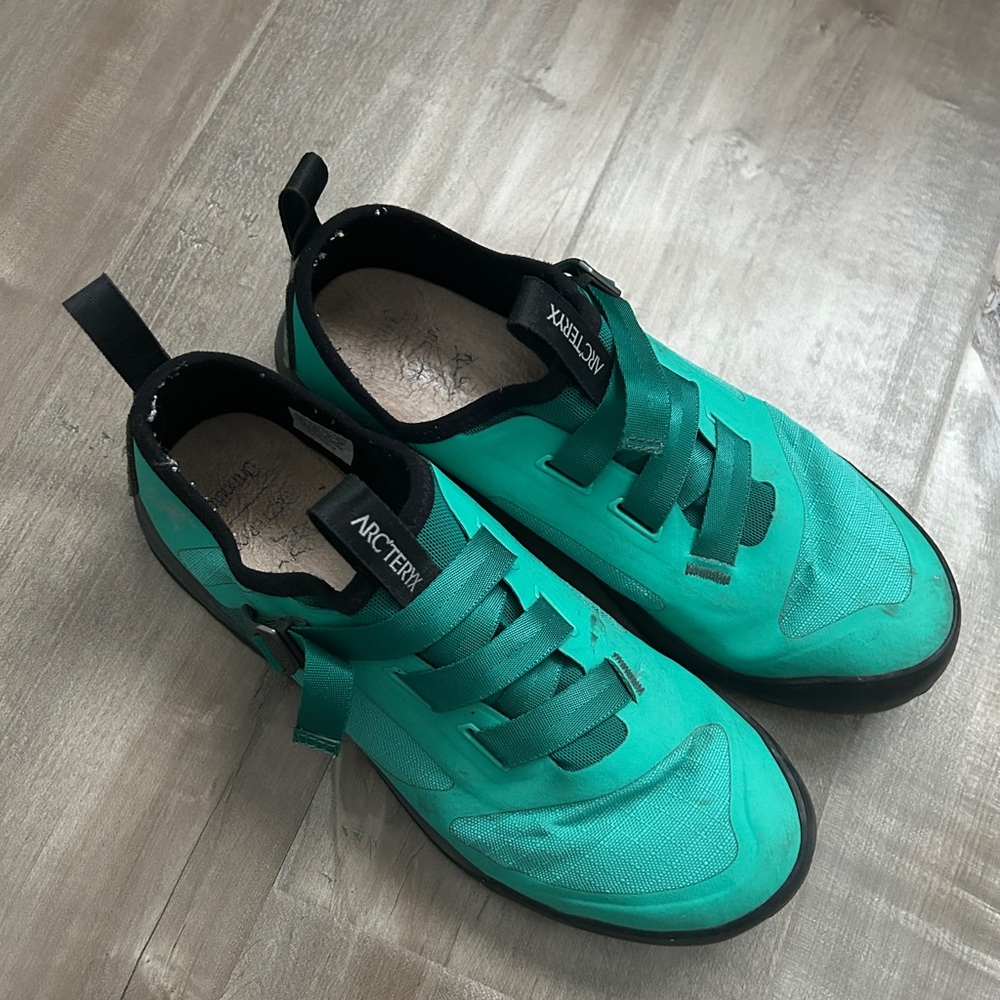 Arc’teryx Approach Shoes in Teal